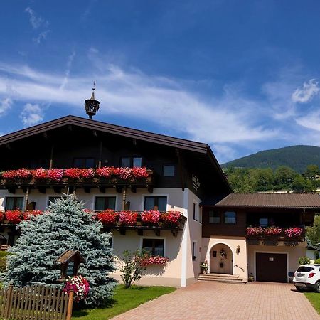 Landhof Aigner Hotel Mittersill Exterior photo